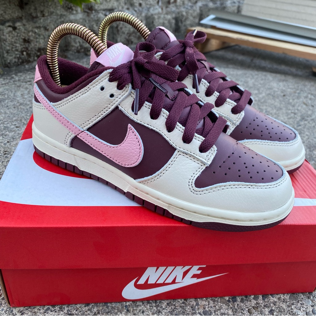 Nike Dunk Low Premium 'Valentine's Day'